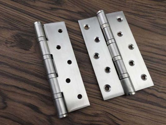 door hinge