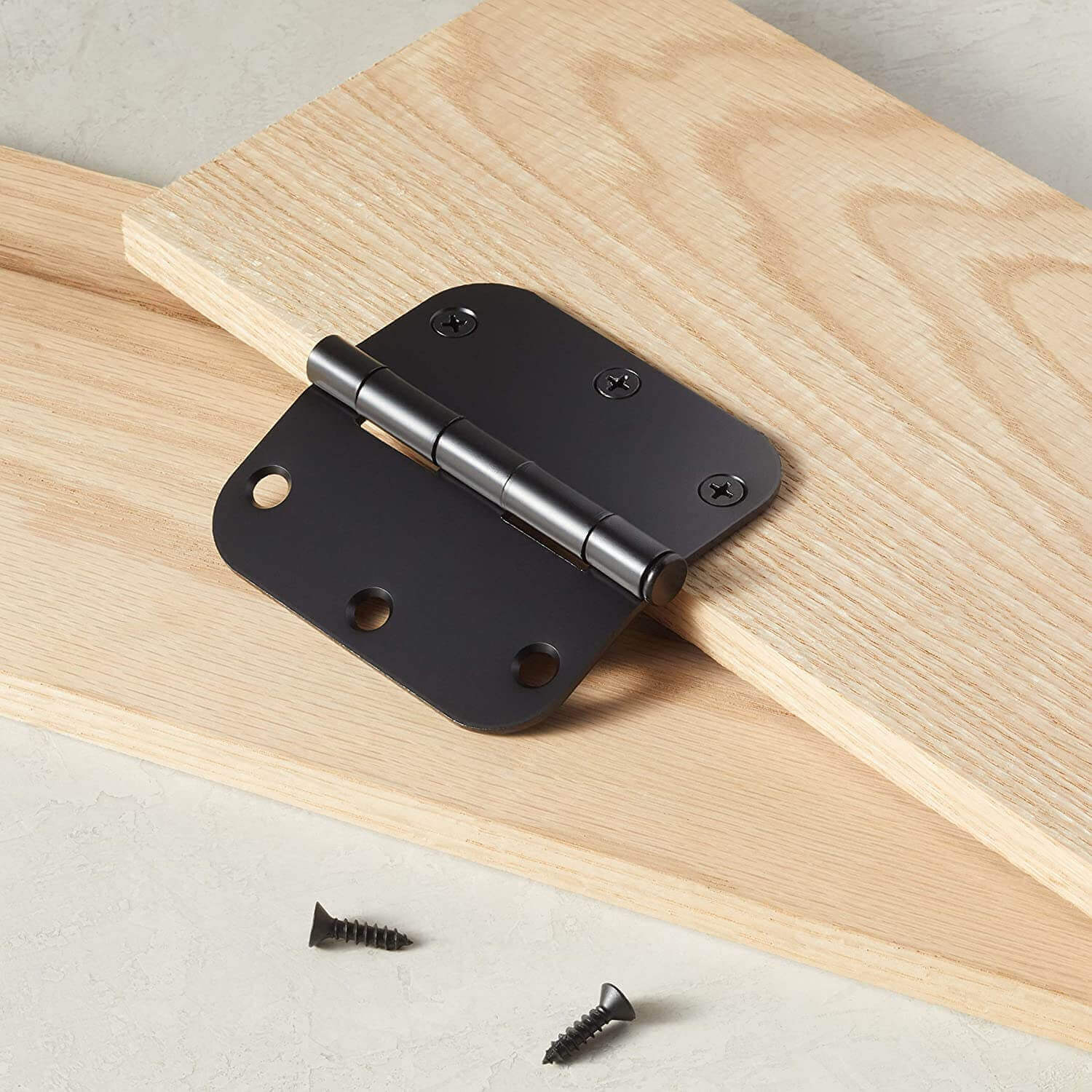 How to Source a Reliable Door Hinge Manufacturer